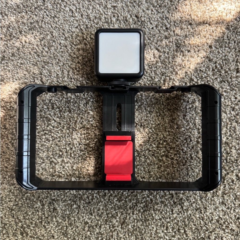 Phone stabilizer with light bundle!